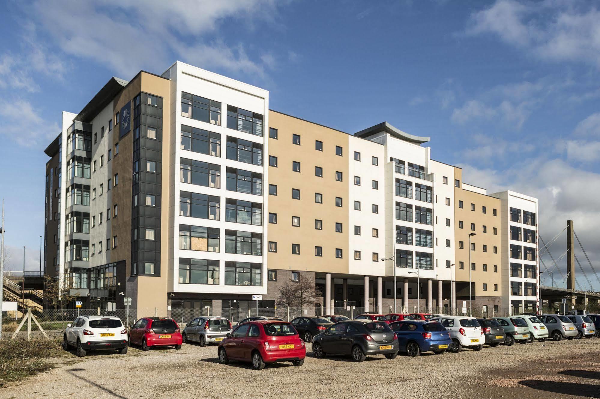 Newport Student Village Ngoại thất bức ảnh
